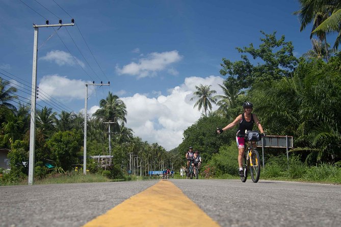 Blu Anda Catamaran to Koh Yao Noi - Snorkeling Equipment and Beach Essentials