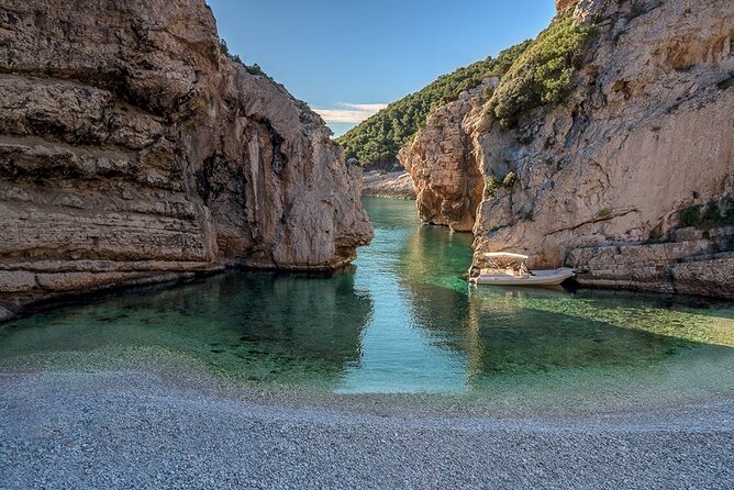 Blue and Green Cave Speedboat Trip From Hvar Town - Itinerary Highlights