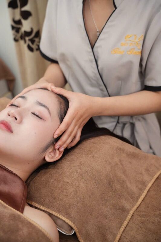 Blue Beauty Spa: Hair Wash and Massage Experience in Da Nang - Comparing the massage options