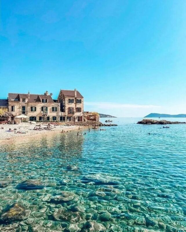 Blue Cave & 5 Islands Tour from Split - Premium Comfort Experience - What the price covers, and what it does not