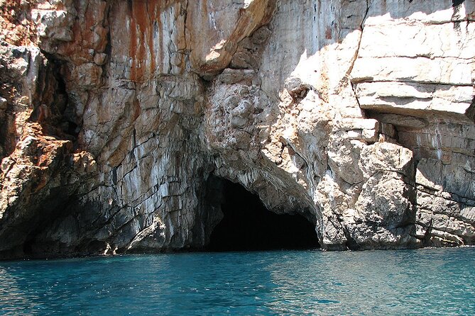 Blue Cave and Dobrec Beach Tour - Tour Details