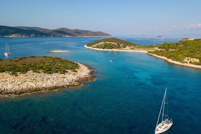 Blue Cave and Town Hvar With 5 Island Boat Tour - Reviews Overview