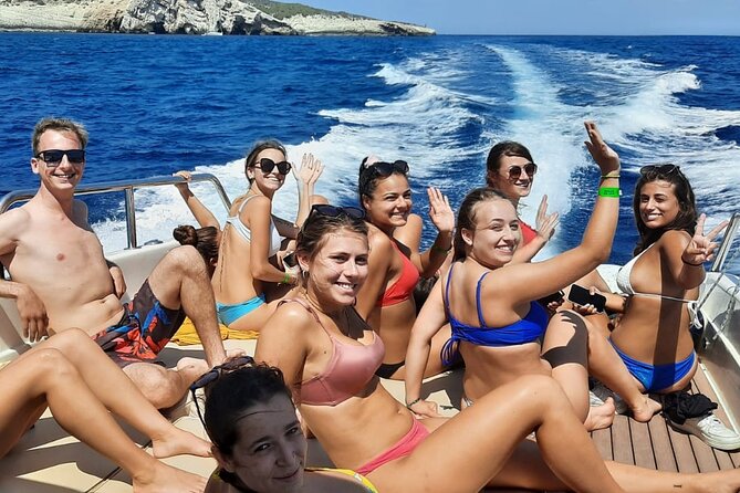 Blue Cave Full-Day Boat Tour With Hvar and 5 Islands - Tour Inclusions
