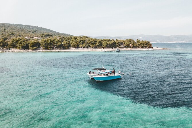 Blue Cave Full-Day Boat Tour With Hvar and 5 Islands - Tour Reviews