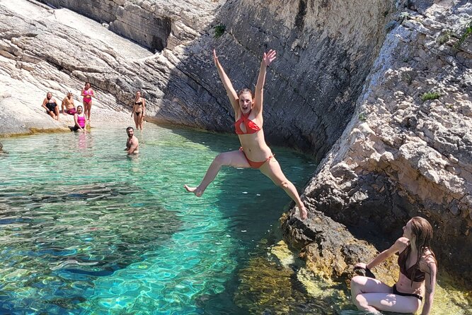 Blue Cave & Hvar Tour, 5 Islands Speed Boat - Customer Reviews