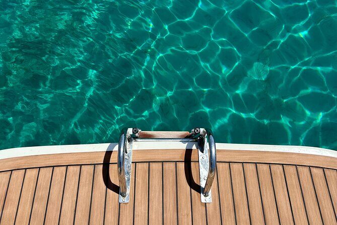 Blue Cave, Hvar, Vis and Blue Lagoon full day trip from Split - FAQs