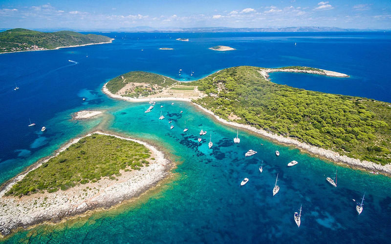 Blue Cave, Vis & Hvar 5-Island Speedboat with Cozy Seats in Shade - What the price includes, and what it does not