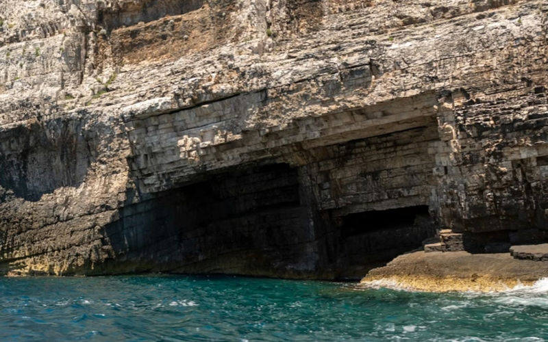 Blue Cave, Vis & Hvar Full-Day Speedboat Island Tour - The Blue Cave, with a plan for closure
