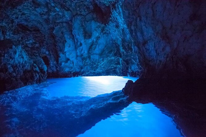Blue Cave & Vis Island Speedboat Tour From Hvar - Itinerary