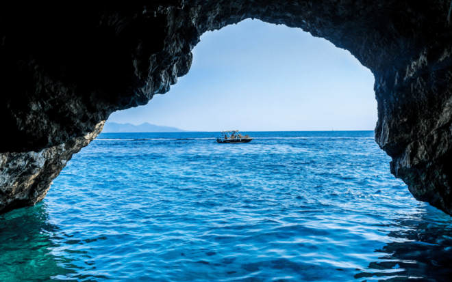 Blue Cave With Snorkeling and Swimming Speed Boat Tour - Snorkeling Experiences