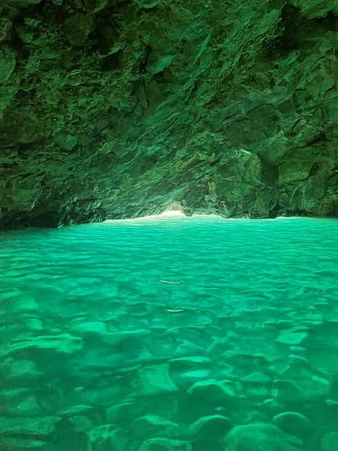 Blue Gem Cave Speedboat Tour Vlore - The Perfect Fit for Who?