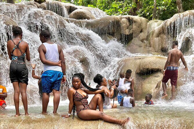 Blue Hole and Dunn's River Tour (Entrance Fees Not Included) - What to Expect from the Tour