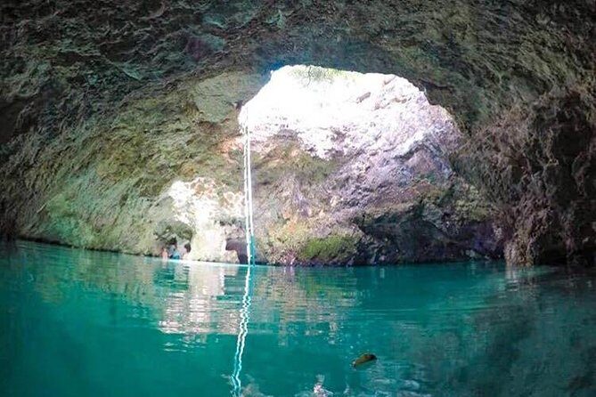 Blue Hole Mineral Spring, Ricks Cafe, 7 Mile Beach and Shopping Private Tour - The Practicalities