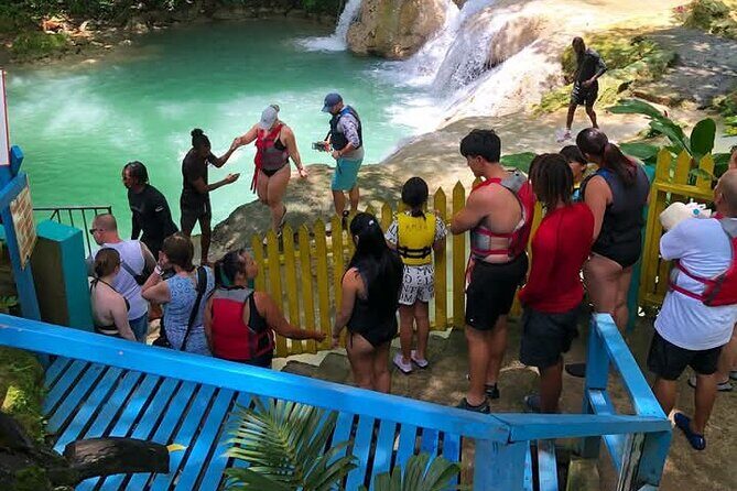 Blue Hole, River Tubing, and Lunch from Montego Bay and Falmouth - Good To Know