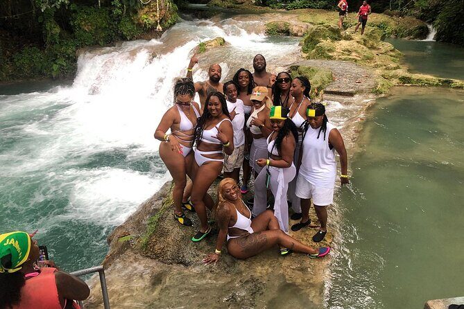 Blue Hole & Secret Falls PRIVATE Tour * {With Entry Fee } - An In-Depth Look at the Tour Experience 