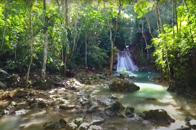 Blue Hole Waterfalls and Rasta Garden from Montego Bay - Who Will Love This Tour?