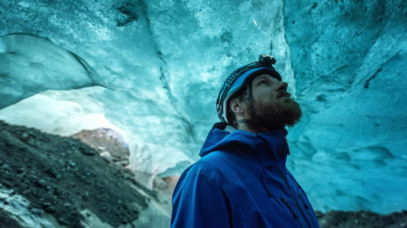 Blue Ice Cave and Glacier Hike in Skaftafell - Walking onto Vatnajökull from Skaftafell