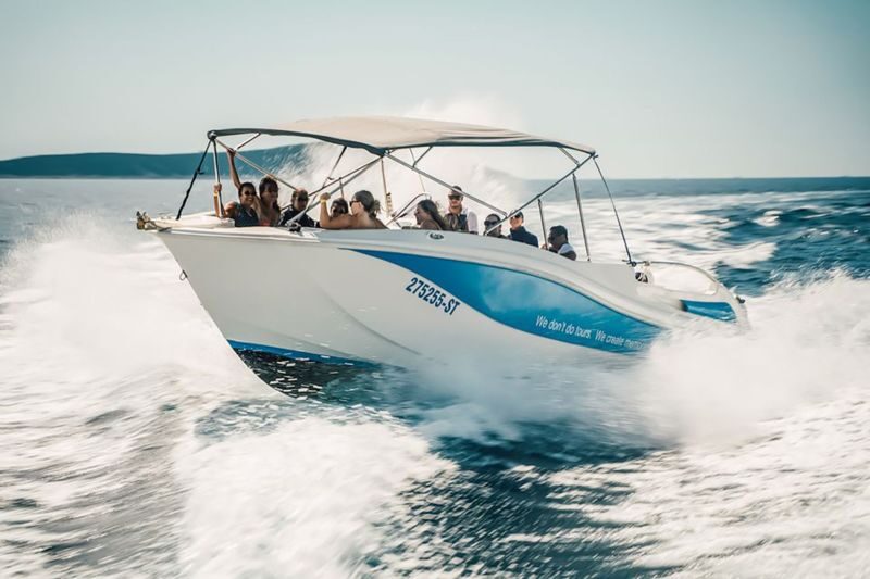 Blue Lagoon and 3 Islands Speedboat Tour from Split - Boat comfort, timing and weather