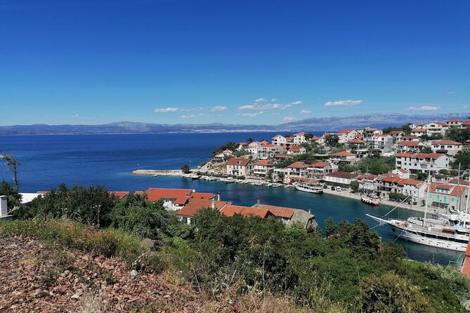 Blue Lagoon and Šolta Island Private Speedboat Tour - Tour Description
