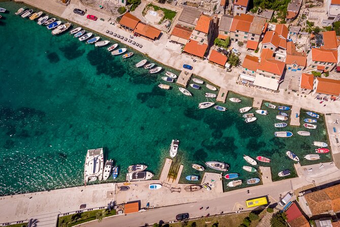 Blue Lagoon and Šolta Island Private Speedboat Tour - The Sum Up
