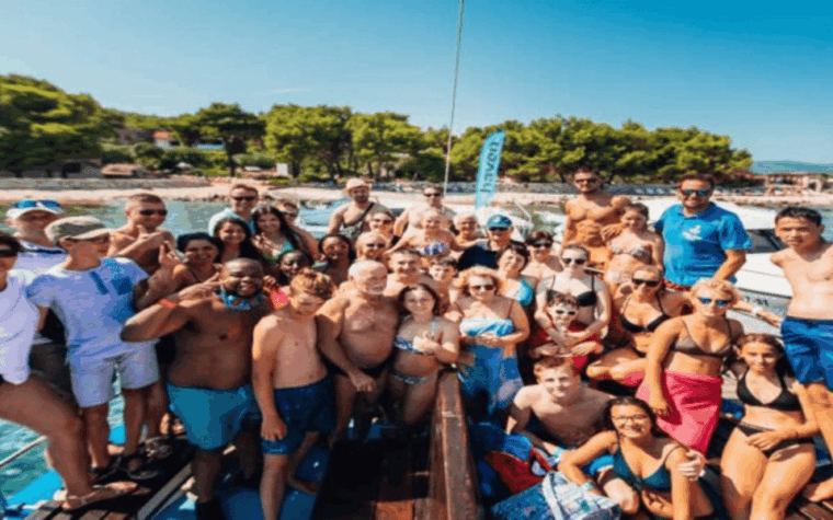 Blue Lagoon Boat Tour from Trogir with Lunch and Drinks - Authentic Insights from Reviews