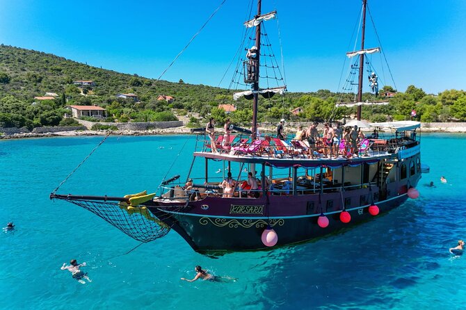 Blue Lagoon Boat Tour With Underwater Museum and Lunch Included - Boat Tour Details