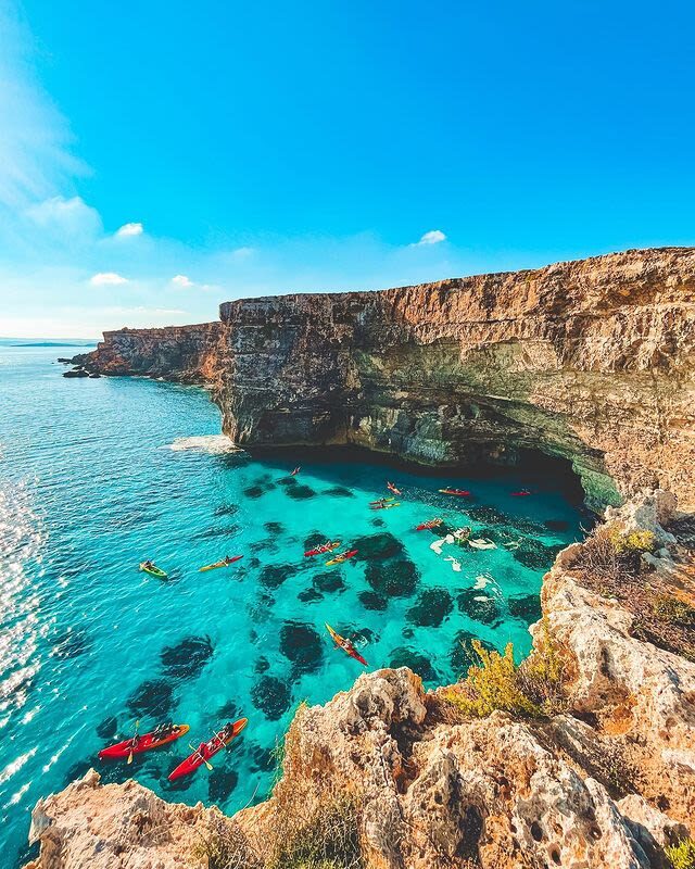 Blue Lagoon, Crystal Lagoon, Gozo, Comino with SeaCaves - A quick circuit of Malta’s northern coast