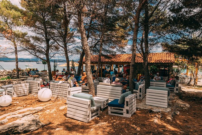 Blue Lagoon Private Tour From Trogir - LUNCH in the RESTAURANT INCLUDED - Meeting Point Details