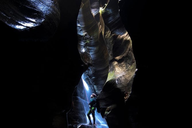 Blue Mountains and Empress Canyon Abseiling Adventure Tour - Safety Guidelines