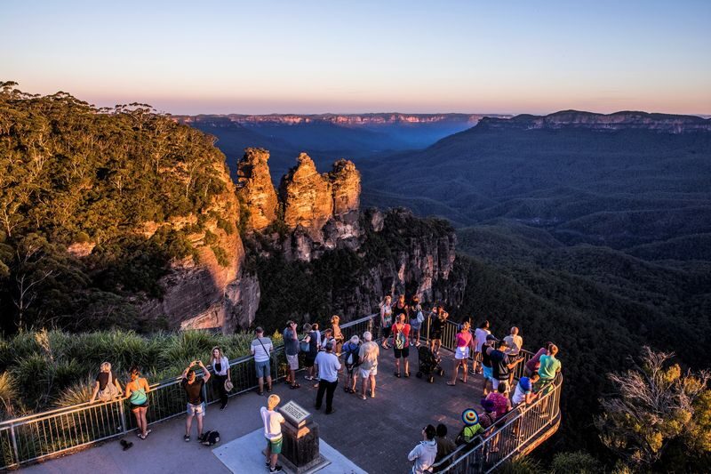 Blue Mountains Sunset & Wildlife Tour - Three Sisters & Waterfalls - A Blue Mountains day timed for the last light