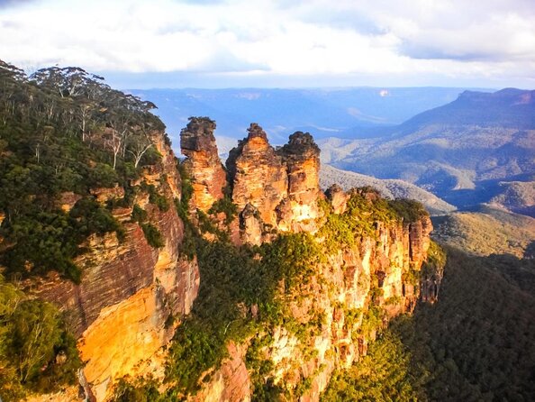 Blue Mountains Unique Small-Group Day Adventure With Picnic Lunch - Tour Itinerary and Activities
