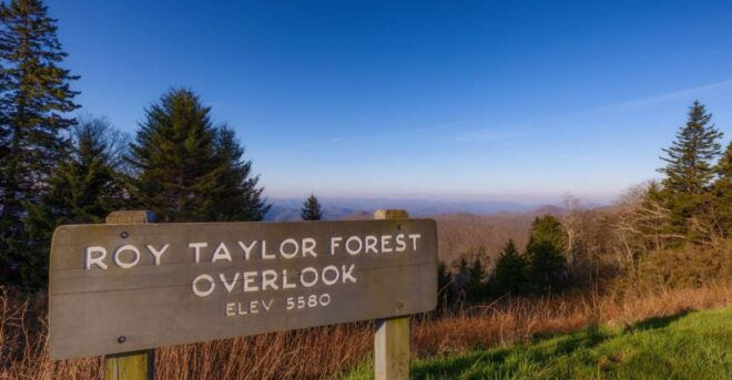 Blue Ridge Parkway: Cherokee to Asheville Driving App Tour - Meeting Point