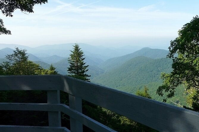 Blue Ridge Parkway (Cherokee to Asheville) Self-Guided Audio Tour - An In-Depth Look at the Blue Ridge Parkway Self-Guided Audio Tour