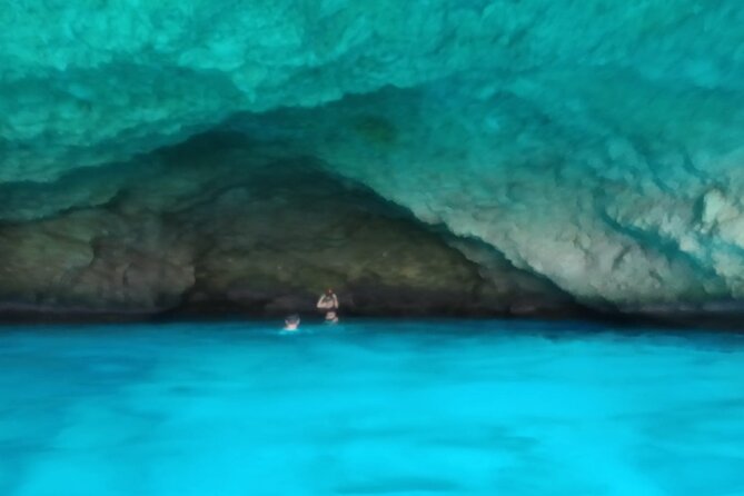 Blue Room and Beach Tour Curacao by Speedboat - Additional Information