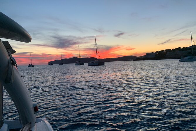 Bluemarine.Me Bayliner Boat Tour in Rotes Velles With Swim Stop - Questions and Support