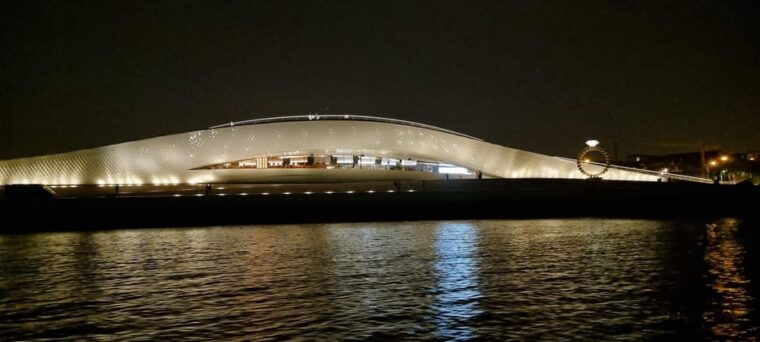 Bluemotion Lisbon: New Year's Eve sailboat cruise - FAQs