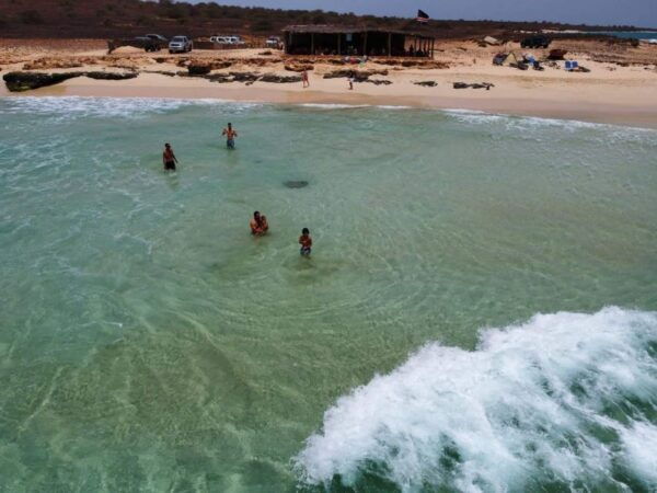 Boa Vista: Lobster Lunch at Santa Monica Beach - Important Information