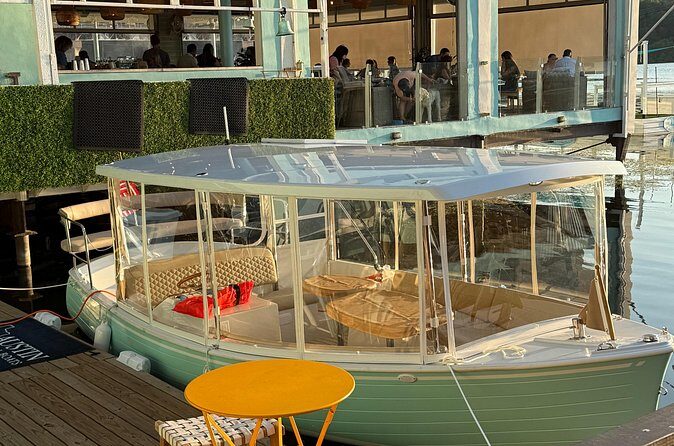 Boat Cruise 1 Hr on Lake Austin Air Conditioned Per Person - Frequently Asked Questions