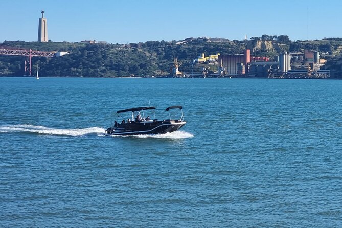 Boat Cruise With Champagne - Common Questions