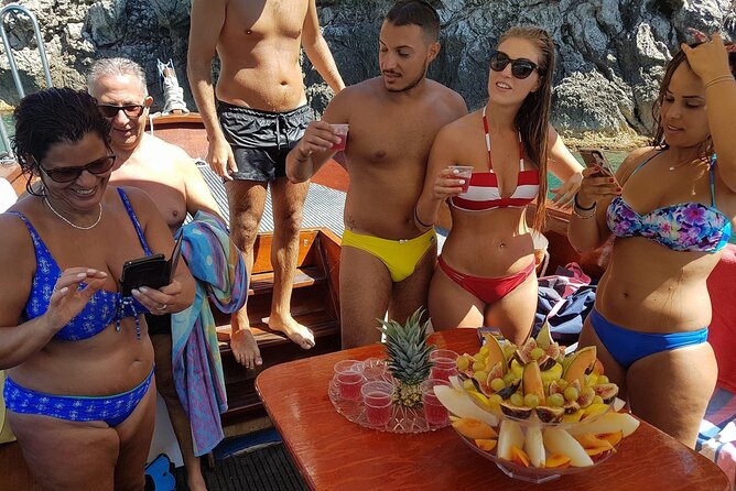 Boat Excursion Taormina Giardini Naxos - Meeting and Pickup