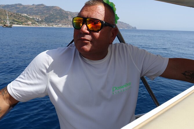 Boat Excursions Taormina Giardini Naxos Beautiful Island - Common Questions