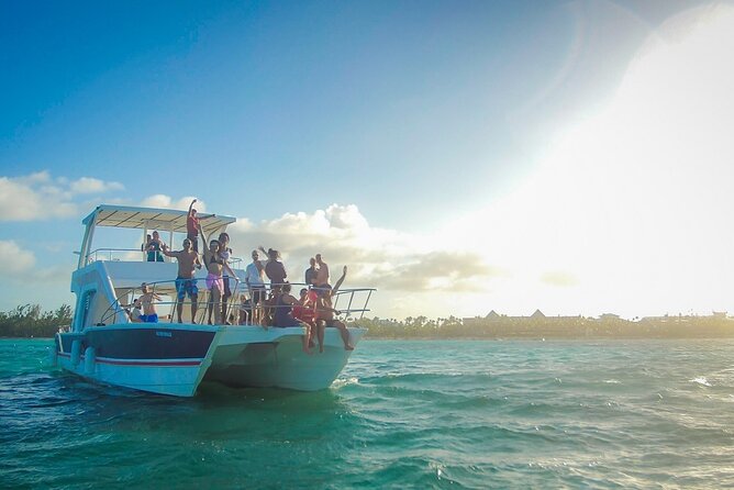 Boat Party for Group From Uvero Alto - Boat Party Itinerary Details