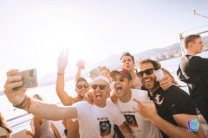 Boat Party in Benalmádena Costa - Meeting and Pickup Details