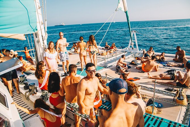 Boat Party in Malaga Centre - Location and Meeting Point