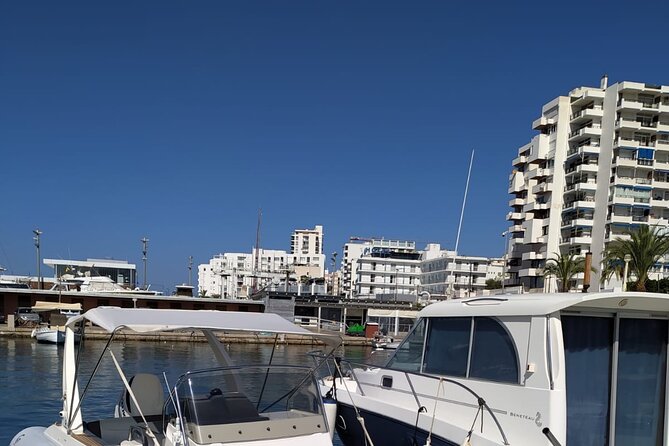Boat Rental Capelli Tempest 800 (2018) in Ibiza - Directions