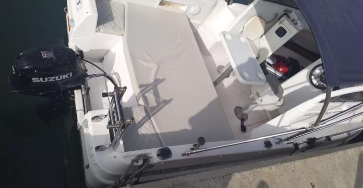Boat Rental in Malaga - Boat Features