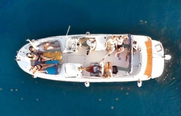 “Boat Rental in Puerto Banús - The Sum Up