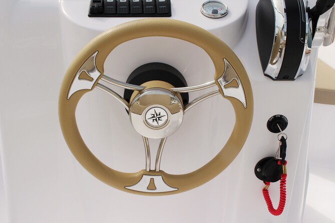 Boat Rental in Salerno (Rent Without License) - Directions and Location Information