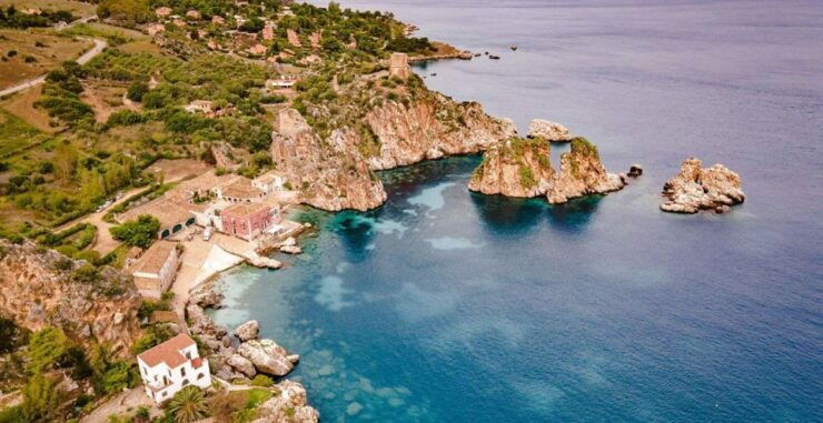 Boat Rental With a Nautical License - Included Amenities and Features