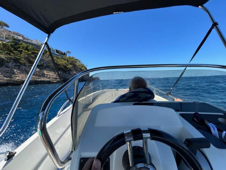 Boat Rental Without License ( Santa Ponsa ) - Boat Specifications and Capacity